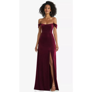 NEW! After Six Size 6 Off Shoulder Velvet Maxi Dress Cabernet $206 msrp J3-5